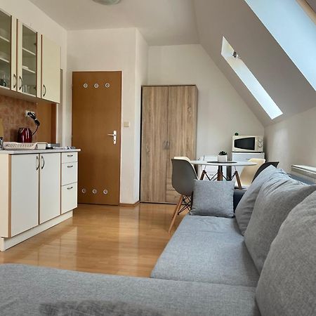 Apartmany V Zlatej Ulicke ボイニツェ エクステリア 写真